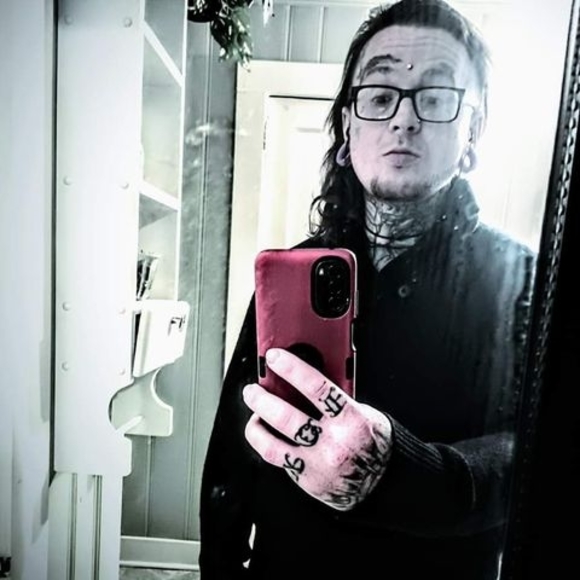 Meet your Posher, Chasechase - Picture 1 of 1